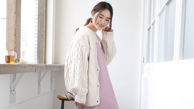 【冬の体型カバー】ぽっちゃりさんにおすすめしたいトレンドニットの選び方＆コーデ術