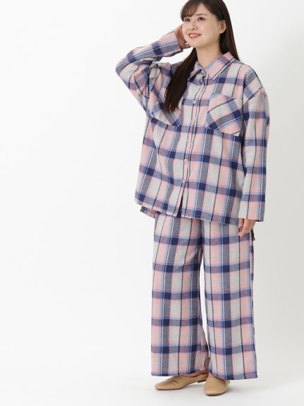 秋冬の部屋着にマストなチェック柄のパジャマ