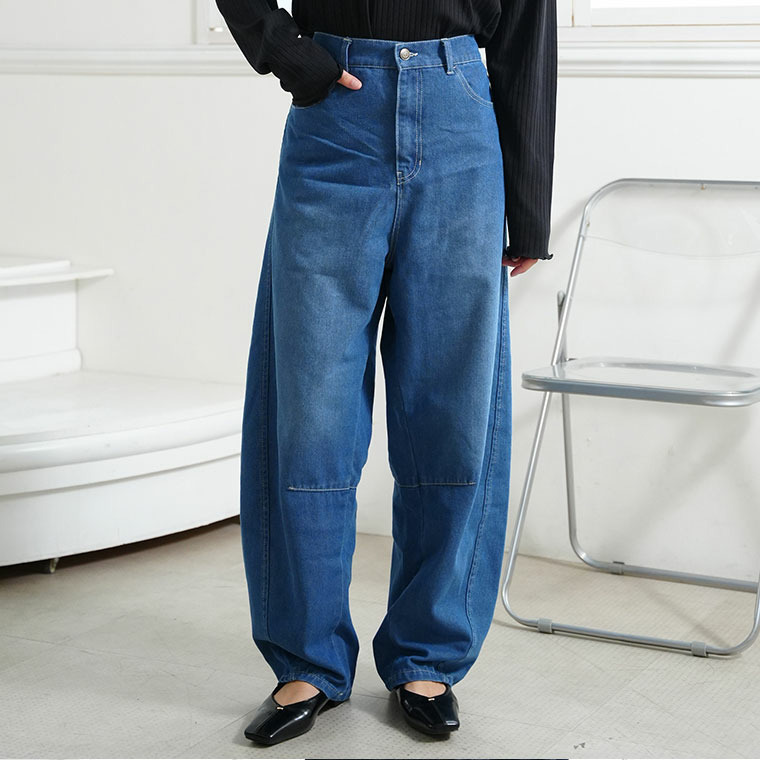 カーブパンツ(バレルレッグ)パンツのコーデが難しい