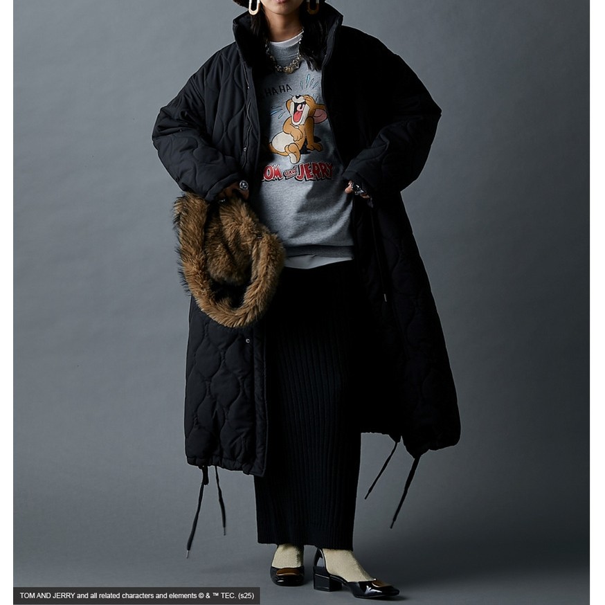 ダウン風キルティングコートで冬のカジュアルコーデを格上げ