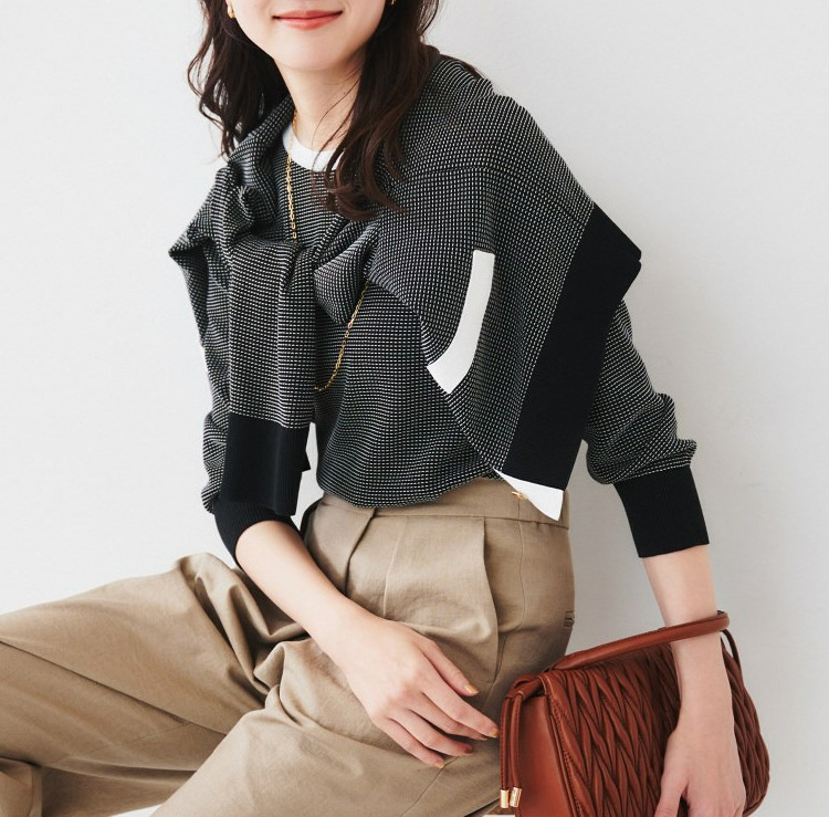 大きいサイズ ニットアップ(セットアップ) 【冬の帰省コーデマストアイテム④】を使ったぽっちゃり帰省コーデ