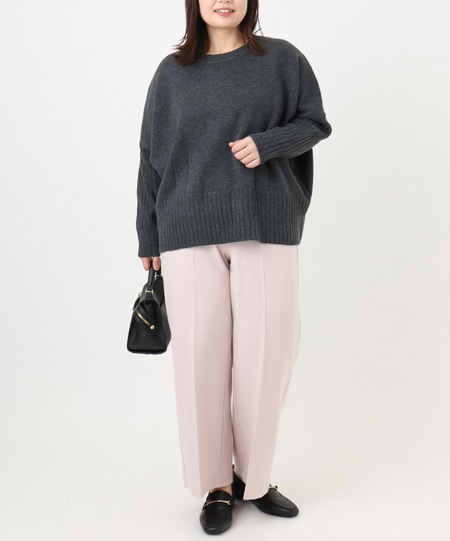 大きいサイズ起毛テーパードパンツを使ったぽっちゃり帰省コーデ