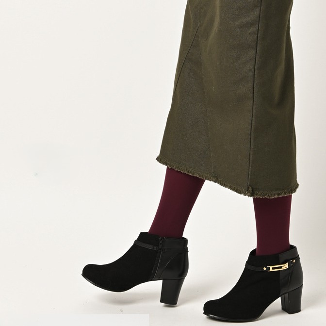 楽ちん＆美脚を叶える！肌に優しいレッグスキンケア加工８０デニール　カラータイツ　3L~8L