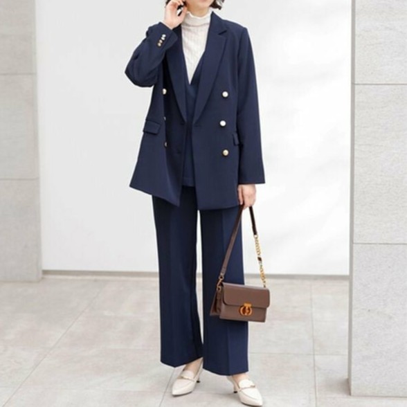 入学式・卒業式スーツの選び方「20代ママ・30代ママはフレッシュに」