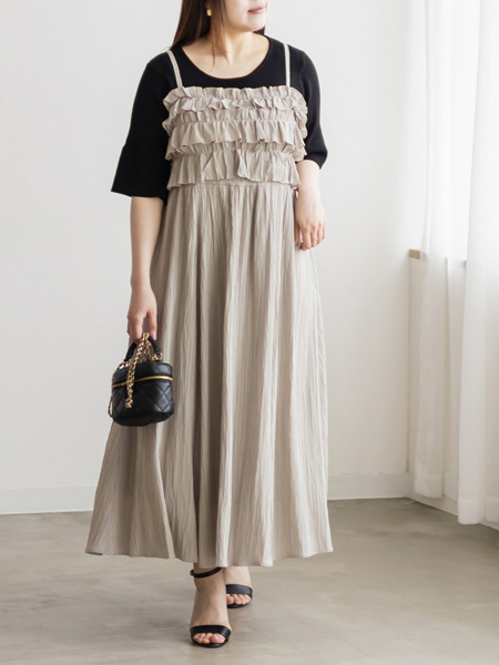 【NG】おなかや二の腕がフィットしすぎるサイズ感のTシャツ