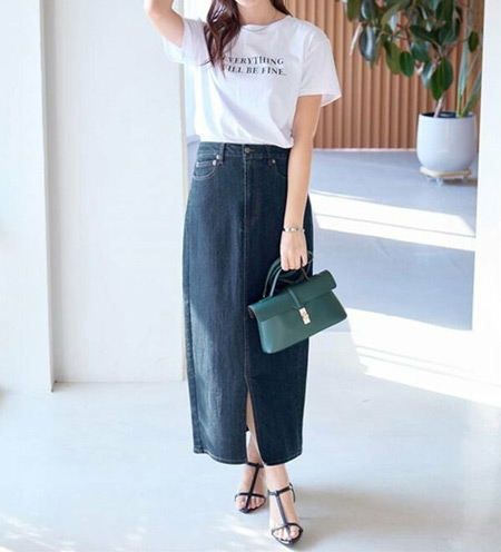 夏のぽっちゃりデニムスカートコーデ|涼しげ×きれい見え