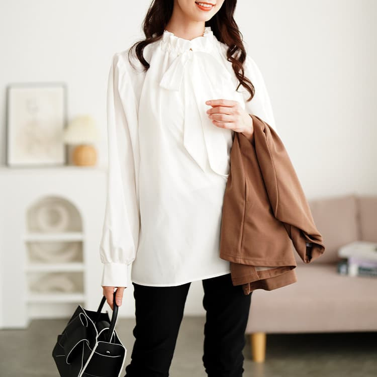 ふわっと軽やか、でもきちんと感はキープ。着痩せもばっちりなボリューム袖　ぽっちゃり白シャツコーデ