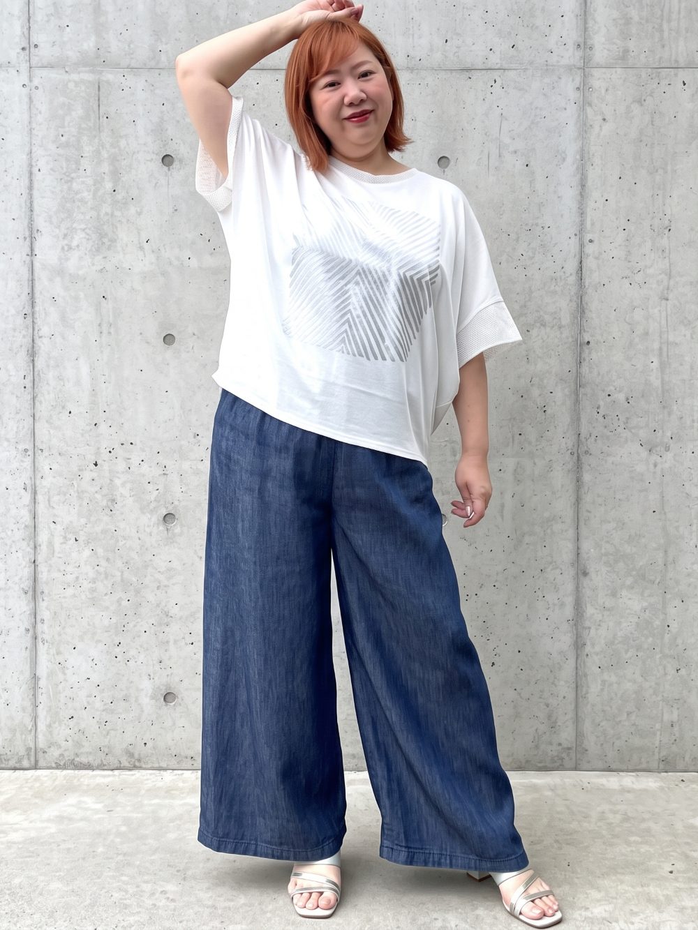 ナチュラルな落ち感で細見え！大人っぽく涼しい「麻混パンツ」