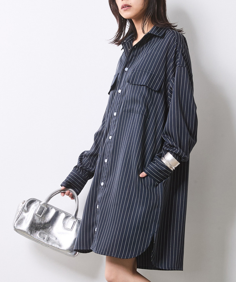 かっこよくハンサムに仕上げたい　ストライプミニシャツワンピース　骨格ストレートさん向け