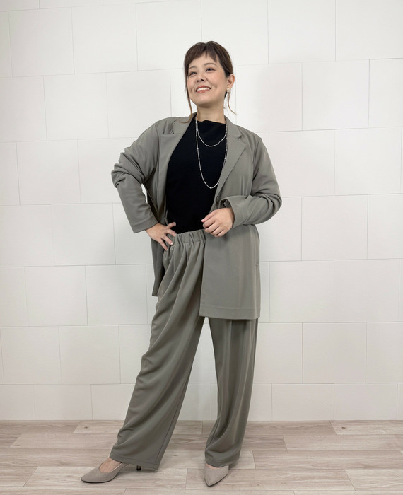 大きいサイズ　キレイめセットアップぽっちゃりコーデ