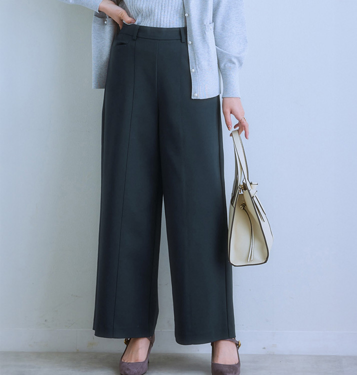 ハリ感素材ストレッチワイドパンツ