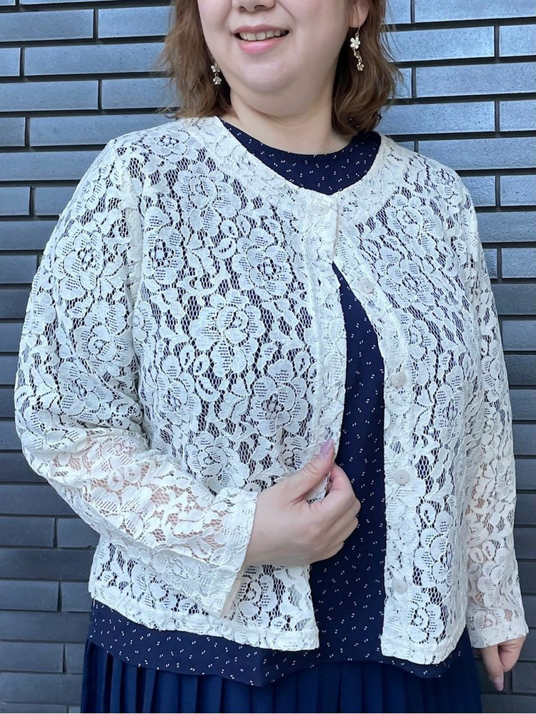 春夏は「軽やか×上品カラー」で爽やかに