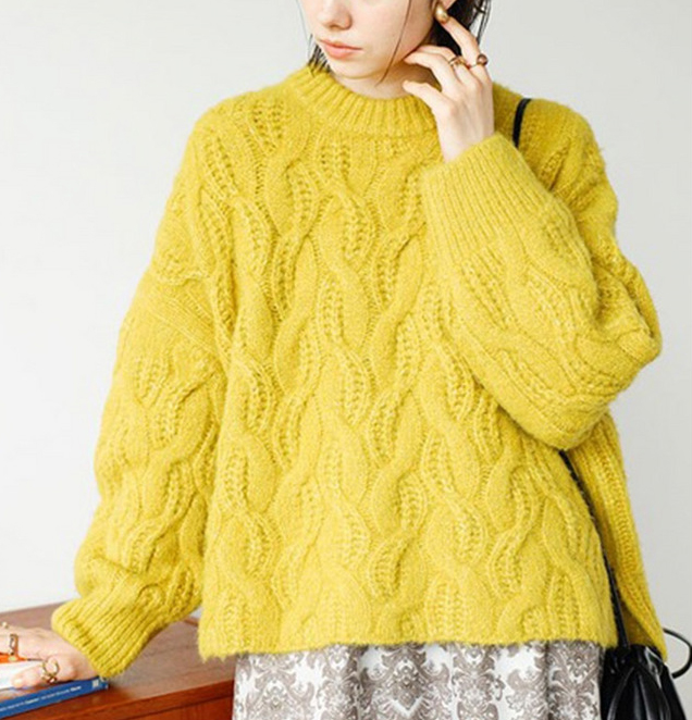 ケーブル編ボリュームニット