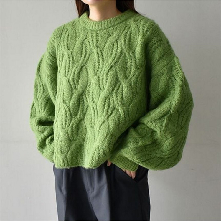 ビッグケーブル短丈ニット